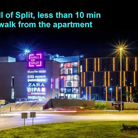Modern With Balcony Near Shopping Mall * Split